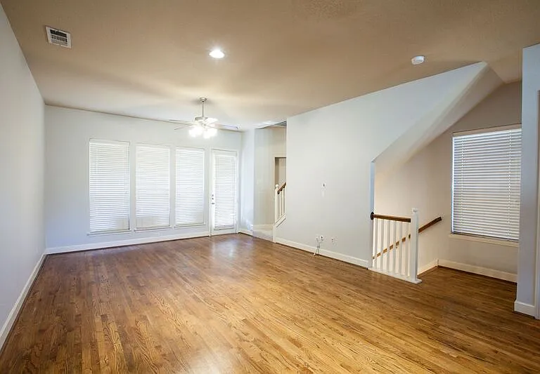 5124 Belmont Ave — Photo 17