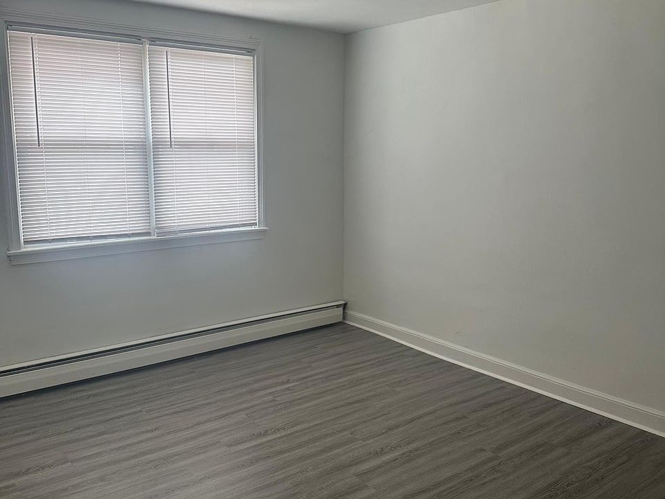 1st image of 3005 Tyson Ave Floor 2