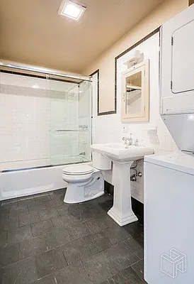 Rented by Halstead Real Estate | media 19