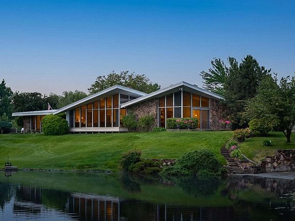 3rd image of 7777 Lakeside Dr