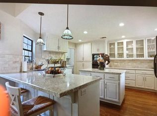 14100 E Bluff Dr, Lockeford, CA 95237