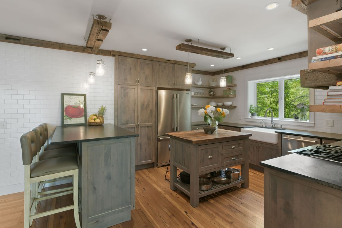 270 Nyes Neck Road, Centerville, MA 02632 MLS 22402649 Zillow