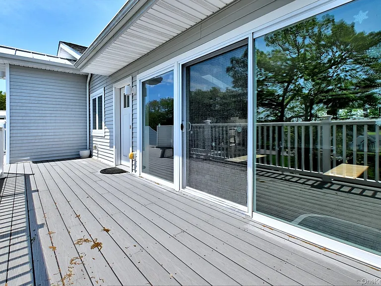 44 Fox Hill Dr — Photo 4