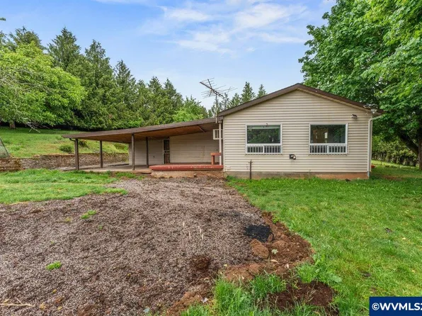 10073 S Maple Grove Rd, Molalla, OR 97038