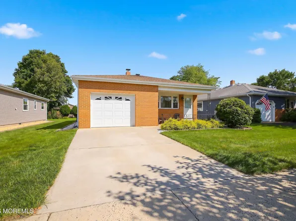 164 Bonaire Drive, Toms River, NJ 08757