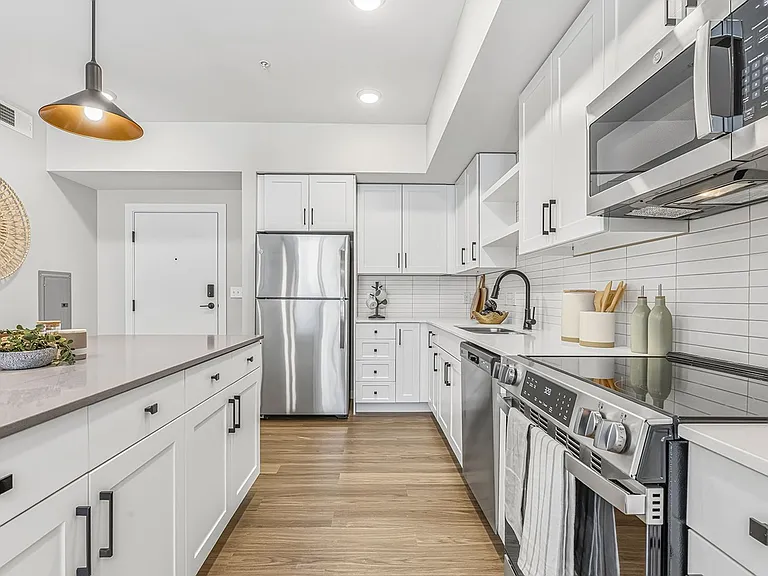 Asher Apartments - LIMITED-TIME OFFER 8 WEEKS FREE! — Photo 52