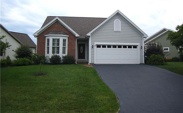 1st image of 6 Charleston Dr