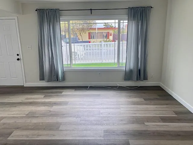 1440 Fern Ave — Photo 3