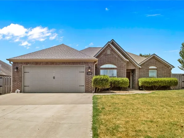 2900 SW Oakleigh Rd, Bentonville, AR 72713