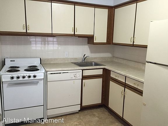 2nd image of 4211 Torrington Ave