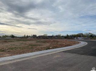1162 W Grayhawk Loop, Roosevelt, UT 84066