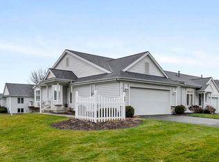 315 S Shoreside Dr SE, Grand Rapids, MI
