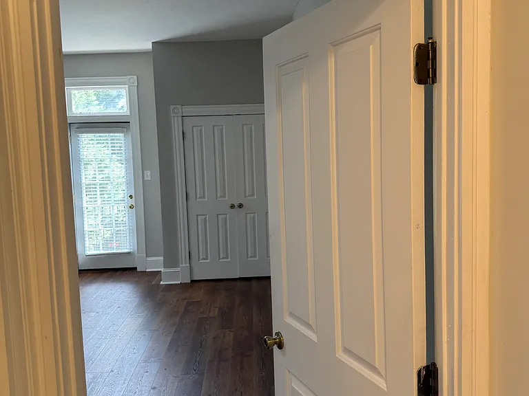 1115 Floyd Ave — Photo 42