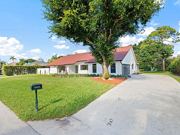 3rd image of 4543 Gleneagles Drive