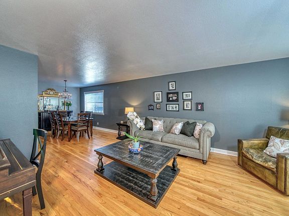 4th image of 435 Chargin Dr