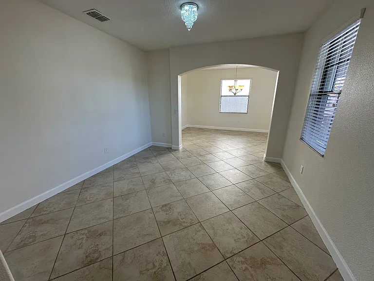 2730 Atherton Dr — Photo 10
