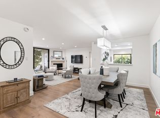 838 S Barrington Ave APT 201, Los Angeles, CA 90049
