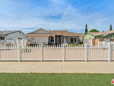 9313 Hayvenhurst Ave, North Hills, CA, 91343