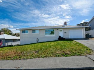 924 SW 33rd St, Pendleton, OR 97801