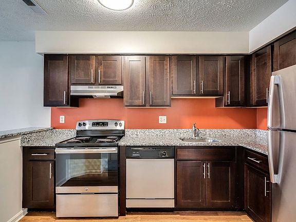 2nd image of 4460 Perkins Cir #4540