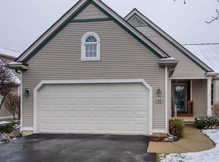 104 Willow Ct, Chelsea, MI 48118