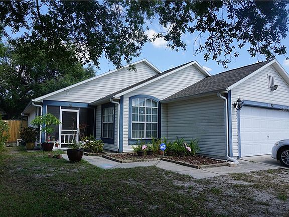 2nd image of 2809 Delcrest Dr