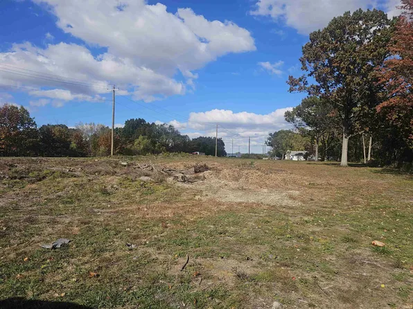 27911 Plainfield Dr, Elkhart, IN 46514