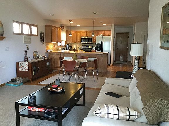 5th image of 4747 Parachute Cir