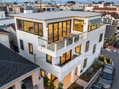 409 30th St, Manhattan Beach, CA, 90266