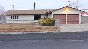 1st image of 605 G St SE