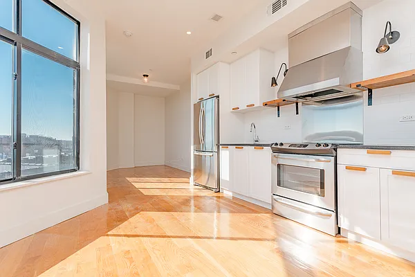 Rented by MySpaceNYC | media 41