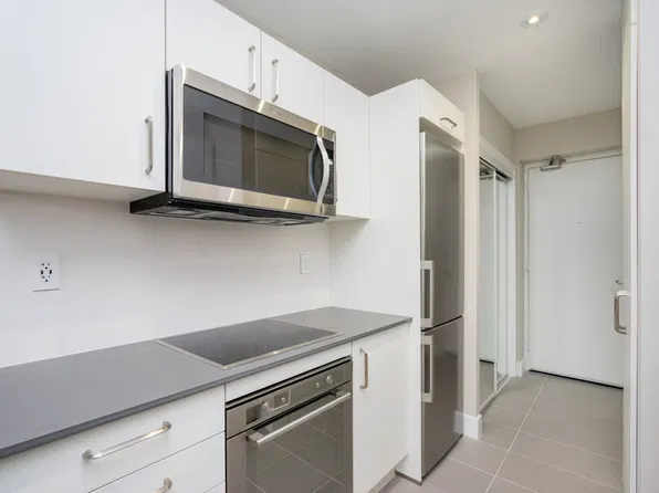 25 Eccleston Drive
