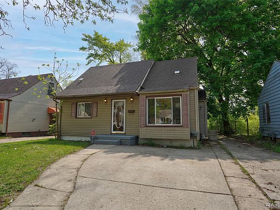 3rd image of 3210 Brownell Blvd