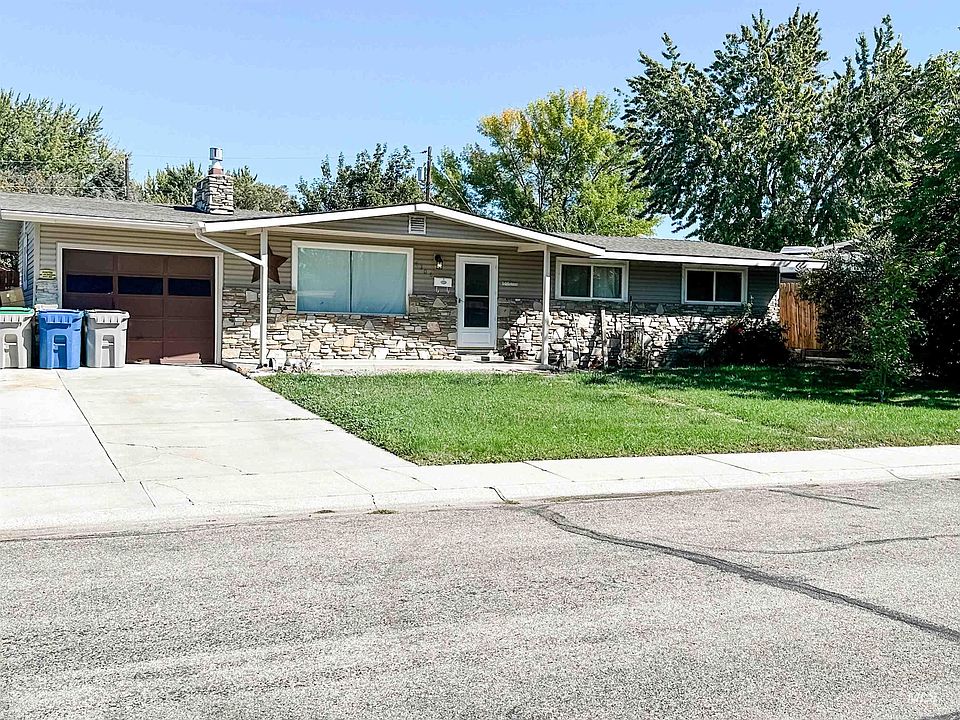 2nd image of 6306 W Lion Ave