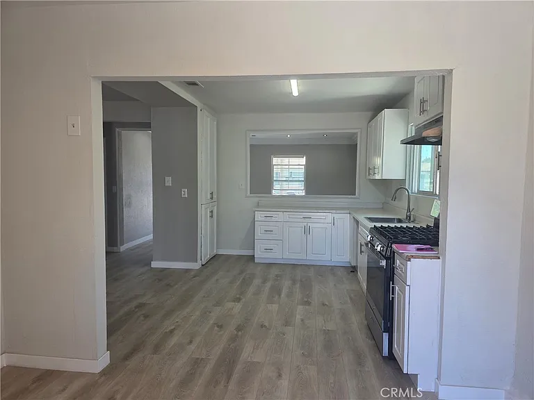 3509 W Flower Ave — Photo 7