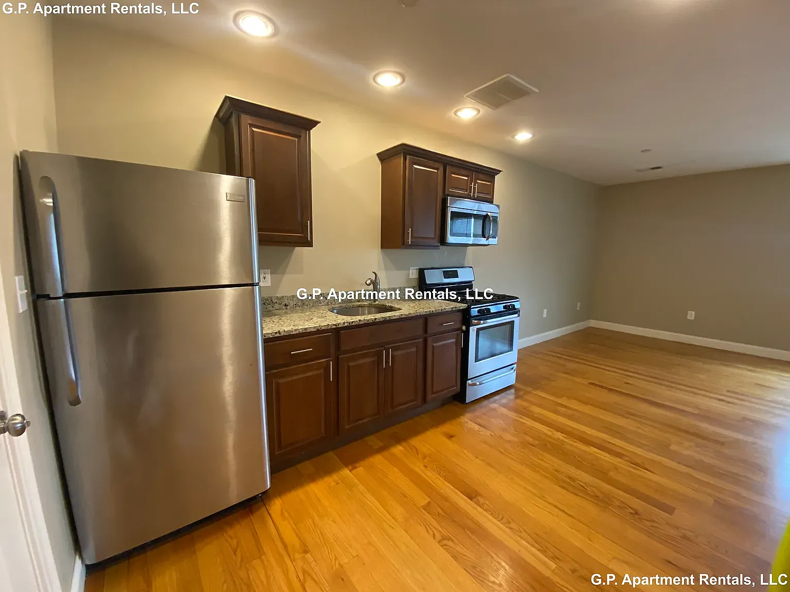 1 bed, $2,100 — Photo 2