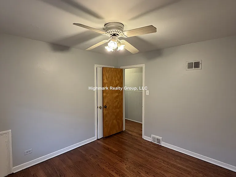 9056 Lamon Ave #2OS — Photo 7