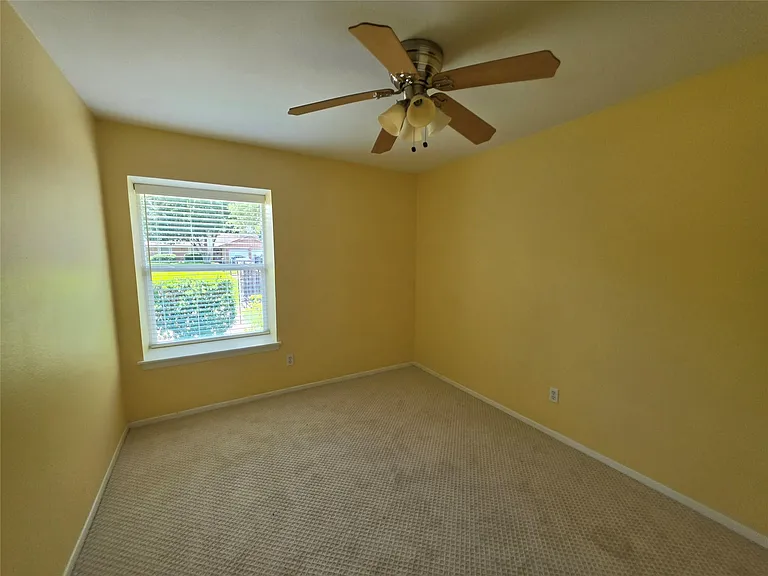 7334 Darnell St — Photo 11