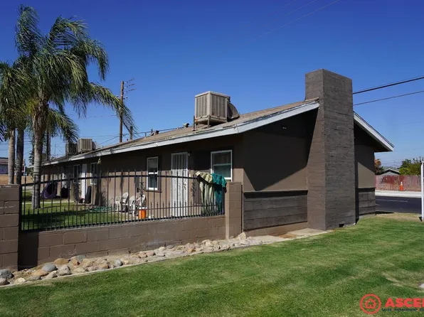 1700 Shamrock Way