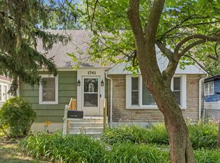 1741 Pine Rd, Homewood, IL 60430