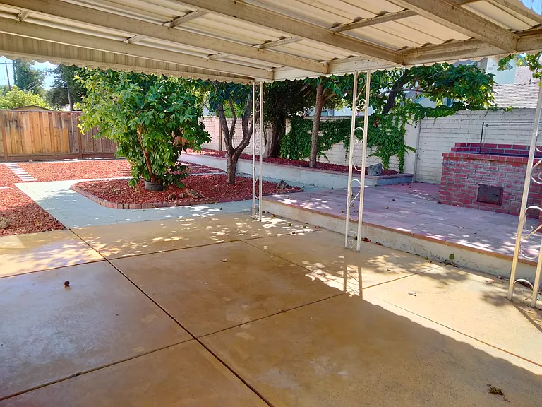 1028 Durness Pl — Photo 4