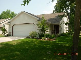 3918 Lloyd St, Green Bay, WI 54311