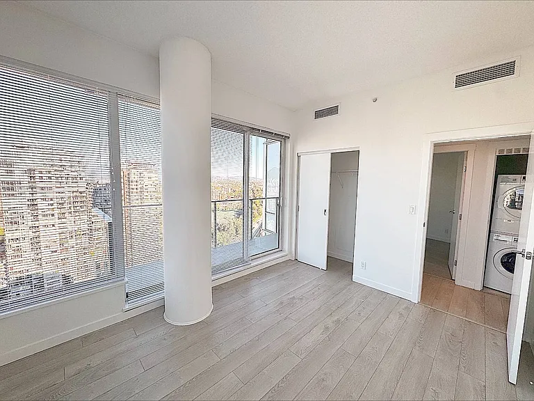 97 W Georgia St #1503 — Photo 8