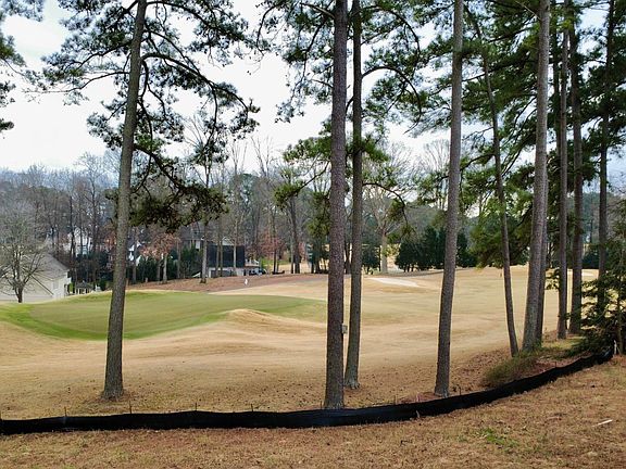 5th image of 7136 N Ridge Dr