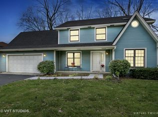 525 Mitchell Dr, Grayslake, IL