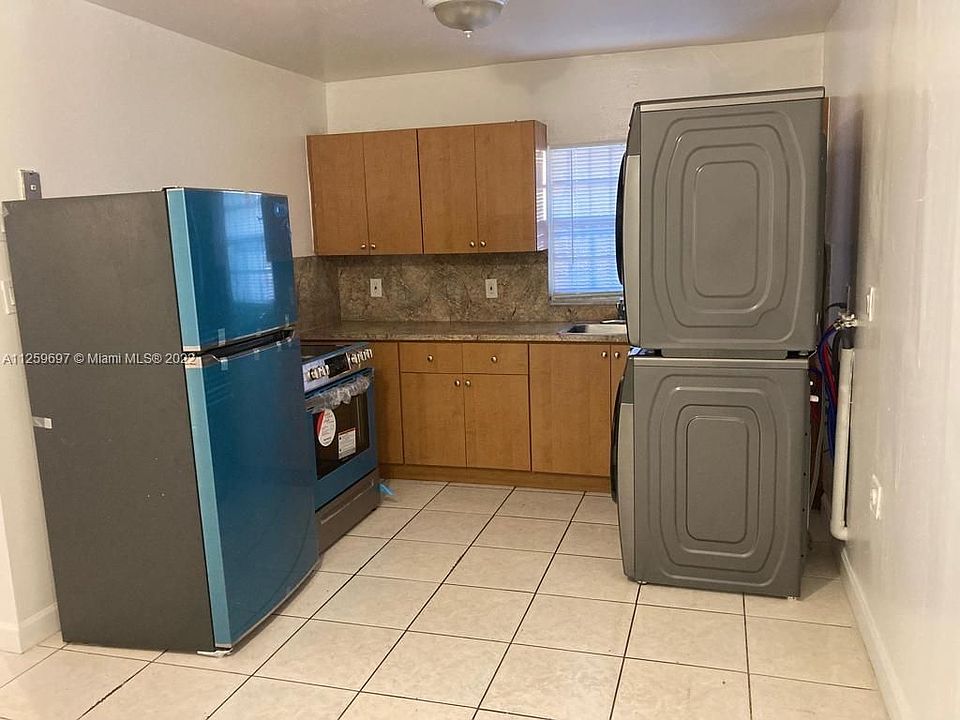 2nd image of 1043 NW 35th St #1