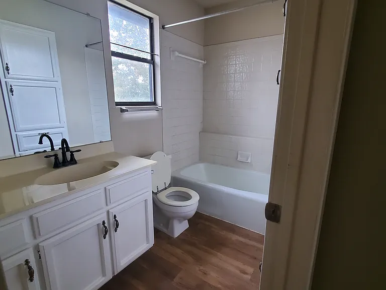 6121 Duchess Dr — Photo 11