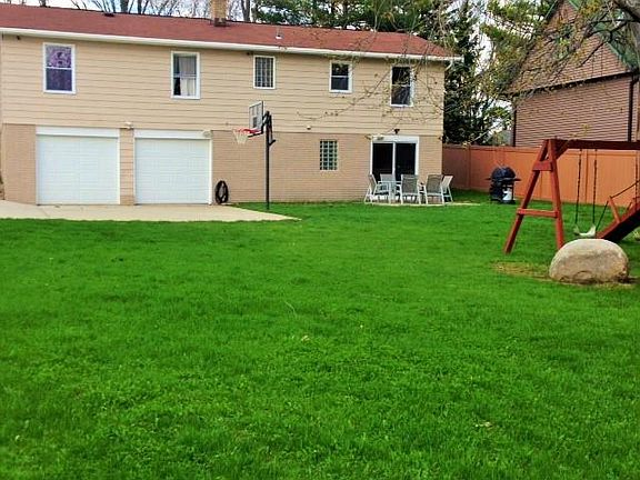 4th image of 881 Pennys Dr