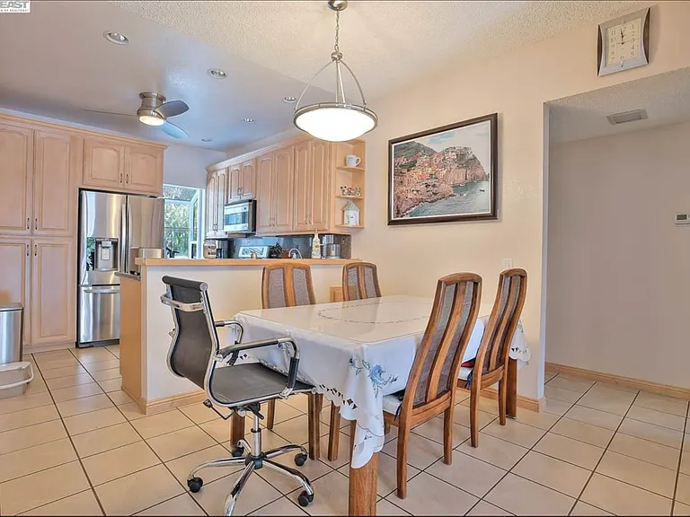 37155 Aspenwood Cmn #105 — Photo 2