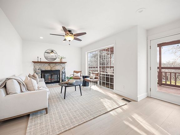 2nd image of 285 Rachel Rd